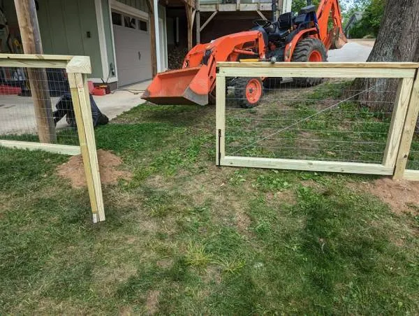 Newly constructed fence